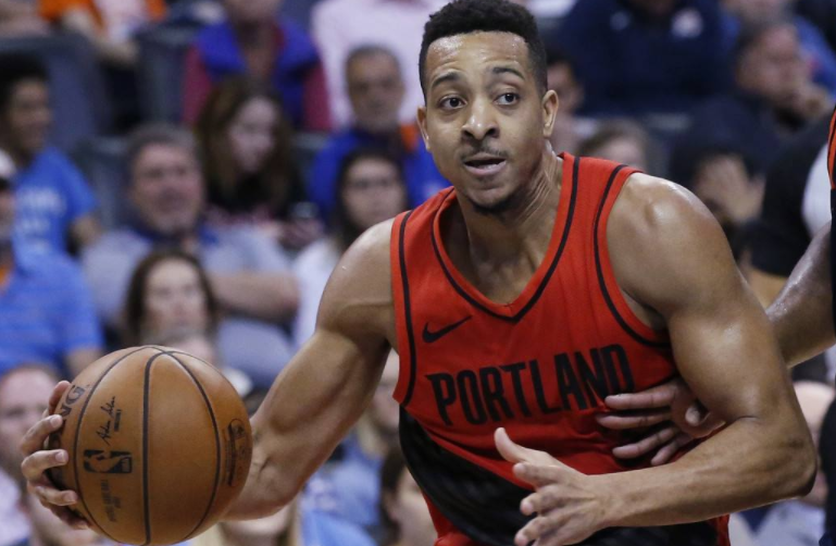 开云体育直播-北京队横扫热火，麦科勒姆高光表现