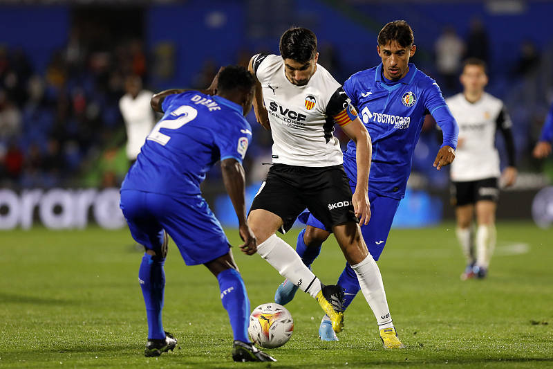 开云体育直播-瓦伦西亚篮球俱乐部签下巨星，球队实力大增