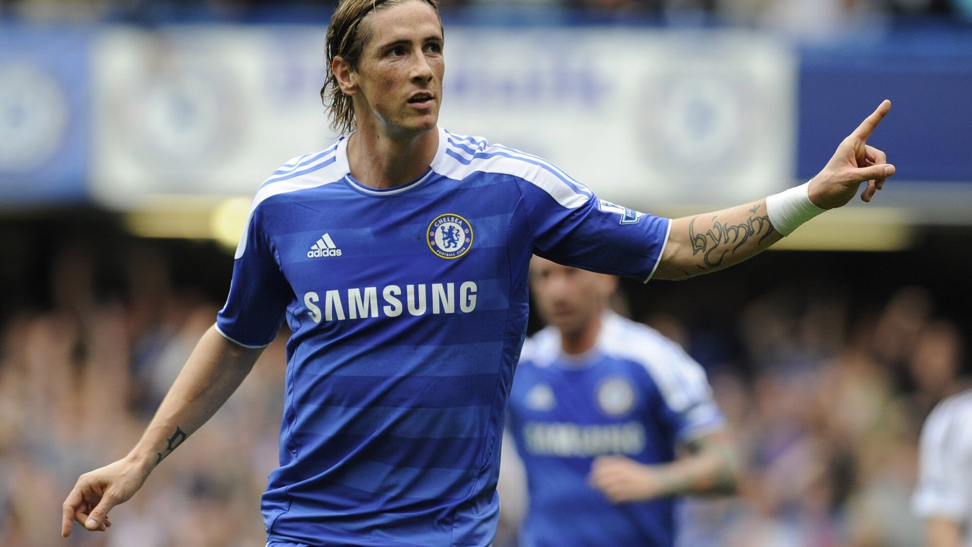 红潮铁腰的独角戏，法比尼奥化身战术核武，北非之狐踏碎塞维利亚